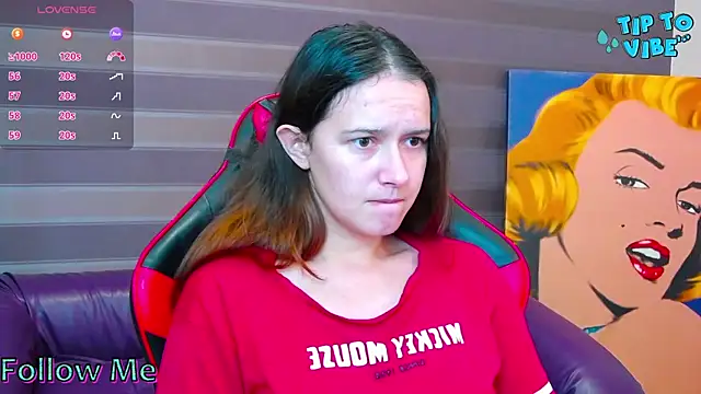 iris nikhols online show from 09/11/25, 02:00