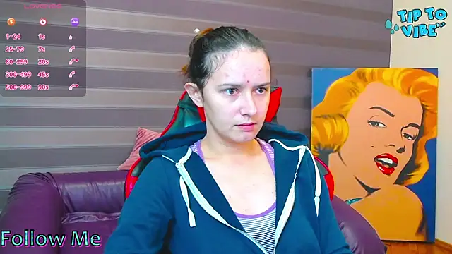 iris nikhols online show from 09/18/25, 12:57