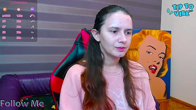 iris nikhols online show from 11/17/25, 09:41