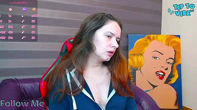 iris nikhols online show from 10/07/25, 02:12