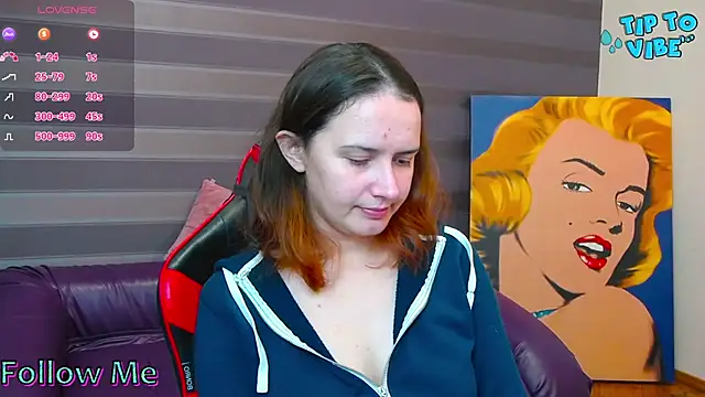 iris nikhols online show from 10/10/25, 01:50