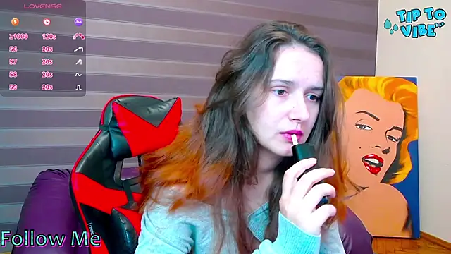 iris nikhols online show from 10/04/25, 07:48