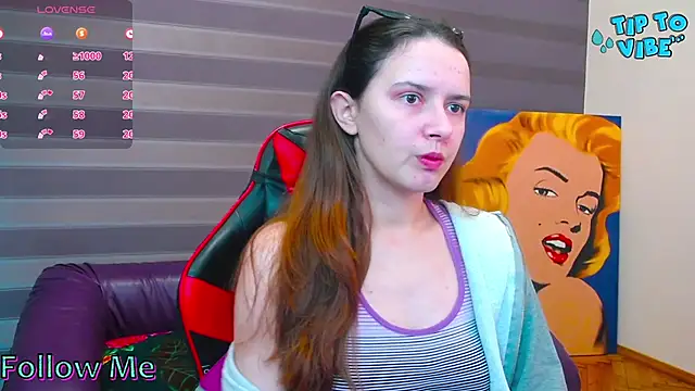 iris nikhols online show from 10/29/25, 09:58