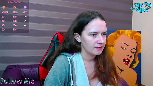 iris nikhols online show from 11/13/25, 10:13