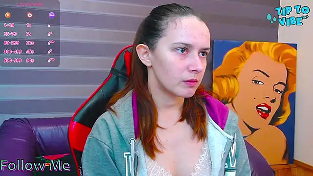 iris nikhols online show from 10/18/25, 12:45