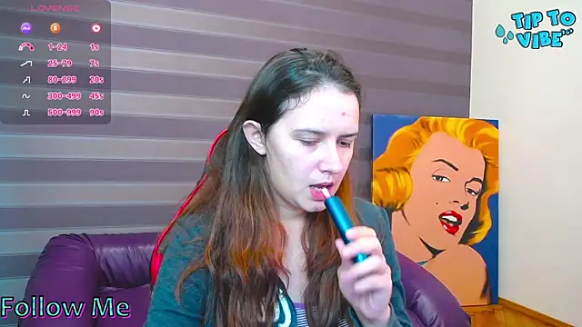 iris nikhols online show from 10/22/25, 12:54