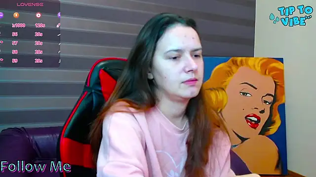 iris nikhols online show from 09/29/25, 12:06