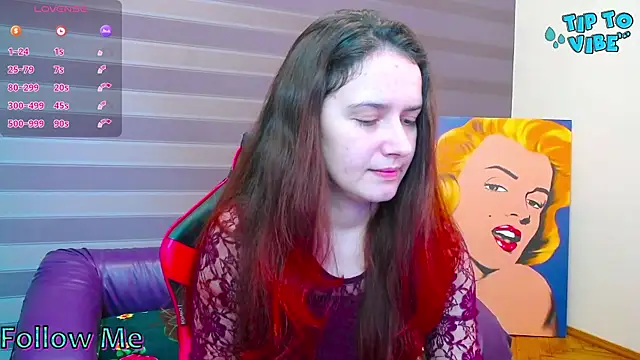 iris nikhols online show from 12/18/25, 02:38