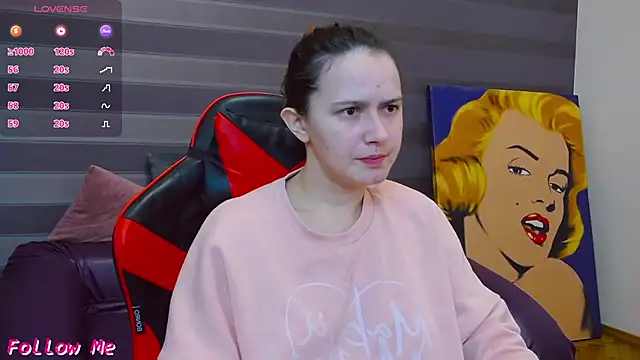 iris nikhols online show from 03/18/25, 05:23