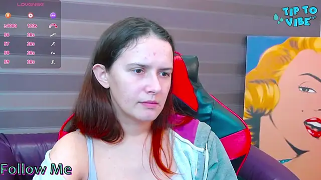 iris nikhols online show from 12/13/25, 08:04