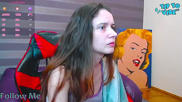 iris nikhols online show from 11/24/25, 12:43