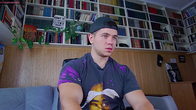 Snapshot of Arilas_ chatting on 09/27/25, 06:30 Arilas  online show from 09/27/25, 06:30