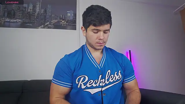 Arilas  online show from 12/02/25, 06:59