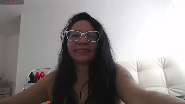 Snapshot of kimberlybirdx chatting on 07/14/26, 09:32 kimberlybirdx online show from 07/14/26, 09:32
