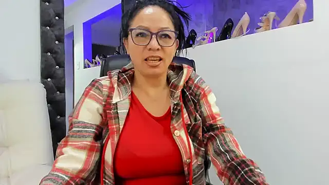 Snapshot of kimberlybirdx chatting on 02/08/25, 02:36 kimberlybirdx online show from 02/08/25, 02:36