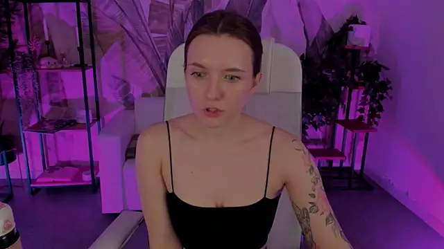 JennyDens online show from 02/22/25, 08:40