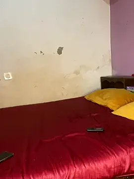 Snapshot of vannycov chatting on 09/24/25, 10:11 vannycov online show from 09/24/25, 10:11