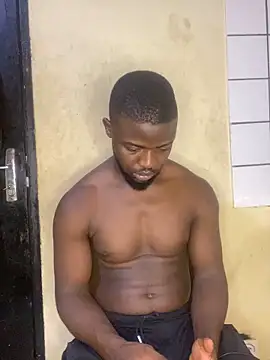 Snapshot of vannycov chatting on 11/09/25, 11:42 vannycov online show from 11/09/25, 11:42