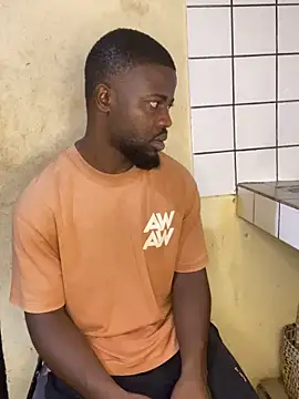 Snapshot of vannycov chatting on 09/09/25, 05:50 vannycov online show from 09/09/25, 05:50