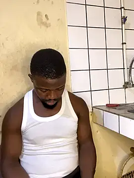 Snapshot of vannycov chatting on 09/13/25, 07:14 vannycov online show from 09/13/25, 07:14