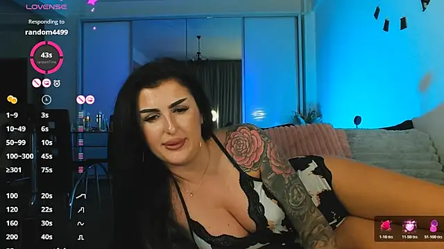 MichelleSwanX online show from 11/26/25, 08:20