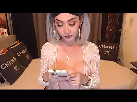 JustForCassie online show from 09/19/25, 03:16