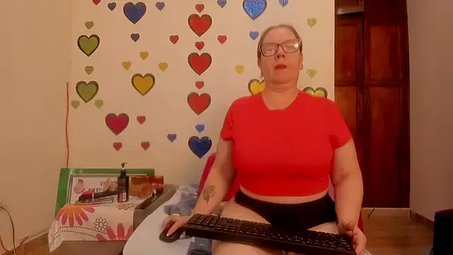 Snapshot of BarbaraFight chatting on 07/17/26, 11:13 BarbaraFight online show from 07/17/26, 11:13