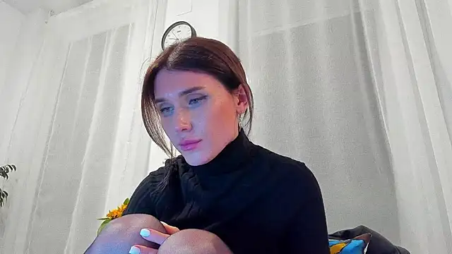 Cameron diazz online show from 03/25/26, 08:41