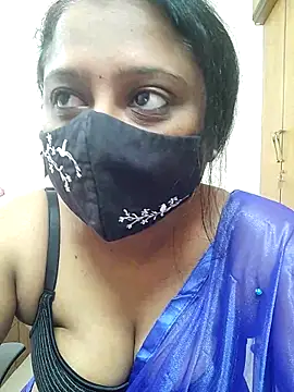 sexynayan23 online show from 06/17/26, 05:29