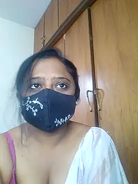 sexynayan23 online show from 04/08/26, 05:31