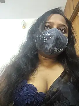 sexynayan23 online show from 11/18/25, 04:49