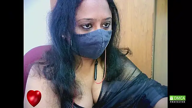 sexynayan23 online show from 02/14/26, 04:34