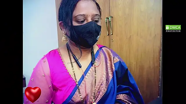 sexynayan23 online show from 03/19/26, 12:27