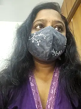 sexynayan23 online show from 11/03/25, 05:01