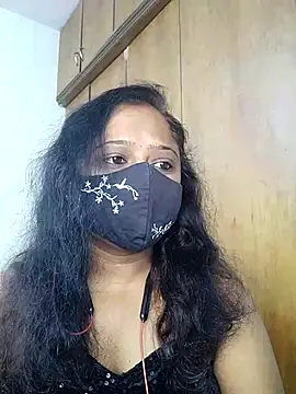 sexynayan23 online show from 05/20/26, 05:15