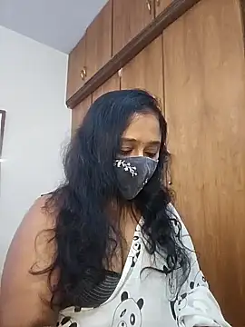 sexynayan23 online show from 02/20/25, 05:01