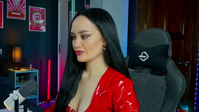 QueenAliss online show from 10/29/25, 06:23