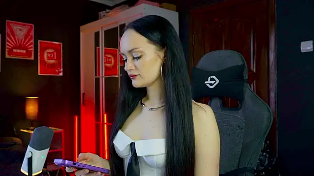 QueenAliss online show from 02/20/26, 08:27