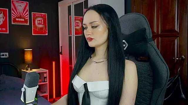 QueenAliss online show from 03/05/26, 08:55