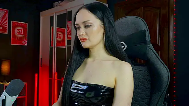 QueenAliss online show from 02/21/26, 06:26