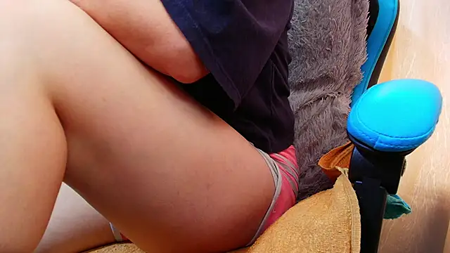 klylls squirt  online show from 03/26/26, 07:45