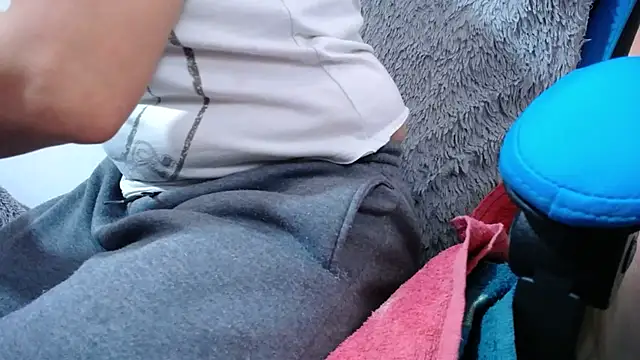 klylls squirt  online show from 10/30/25, 08:17