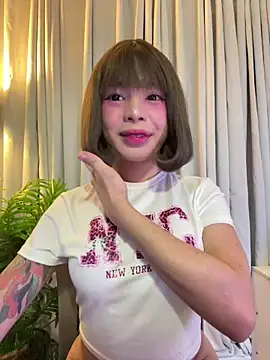 Snapshot of SweetCheska19 chatting on 03/11/26, 03:17 SweetCheska19 online show from 03/11/26, 03:17