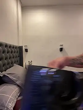 Snapshot of SweetCheska19 chatting on 04/09/26, 04:47 SweetCheska19 online show from 04/09/26, 04:47