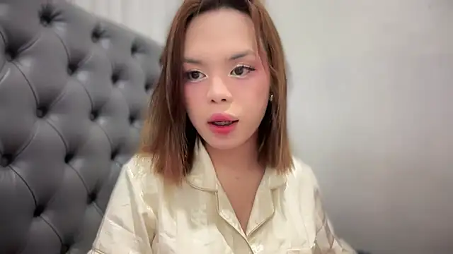 Snapshot of SweetCheska19 chatting on 12/16/25, 08:07 SweetCheska19 online show from 12/16/25, 08:07