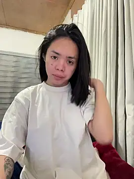 Snapshot of SweetCheska19 chatting on 02/22/26, 11:28 SweetCheska19 online show from 02/22/26, 11:28