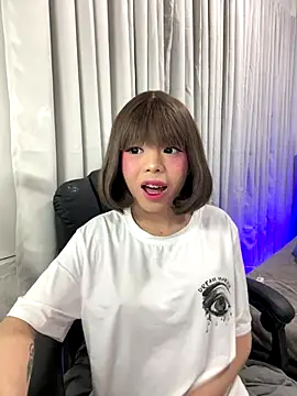 Snapshot of SweetCheska19 chatting on 09/09/25, 05:00 SweetCheska19 online show from 09/09/25, 05:00