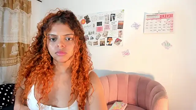 Snapshot of ValienteGirl_ chatting on 01/23/25, 02:44 ValienteGirl online show from 01/23/25, 02:44