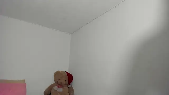 ValienteGirl  online show from 05/07/26, 02:49