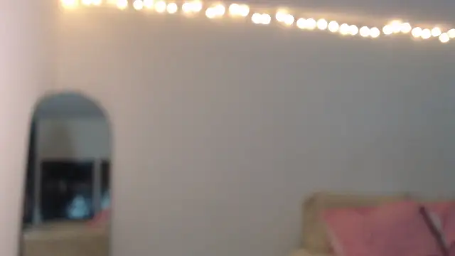 ValienteGirl  online show from 03/27/26, 01:47